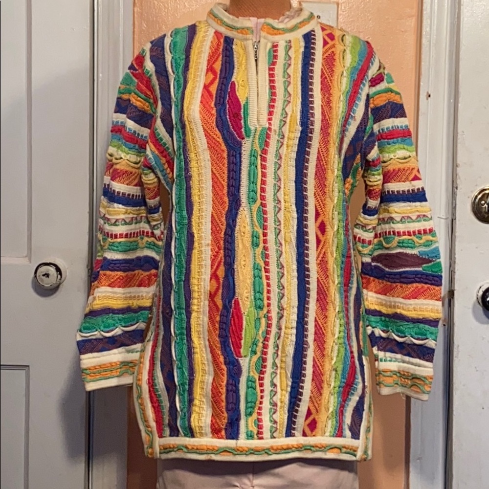 COOGI SWEATER 3/4 Length Crew Neck W/ Side Vents